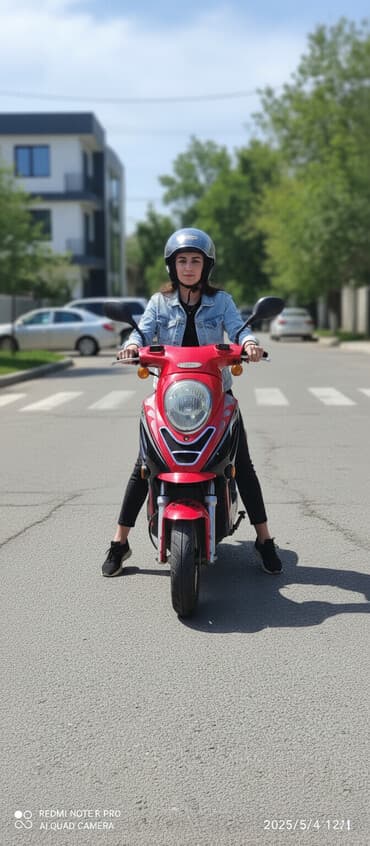 цены на мотоциклы: Тип скутера 150 куб. см, Бензин, Б/у — 1