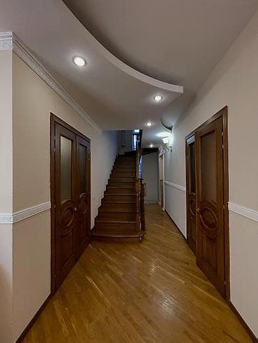 Дома: 🏡 Продается 3х-этажный дом по улице Шукурова🏰 📍Локация ул. Шукурова — 7