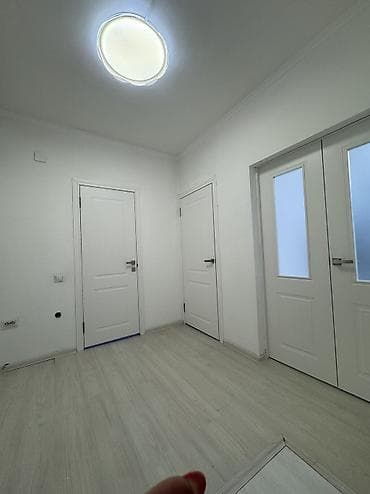 Квартиры: 2 комнаты, 44 м², Элитка, 2 этаж, Евроремонт — 9