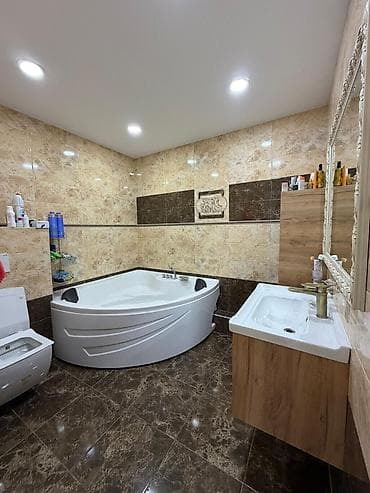 2017: 4 комнаты, 156 м², Элитка, 7 этаж, Дизайнерский ремонт — 10