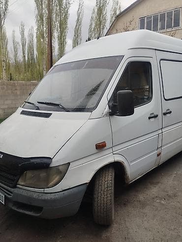 Унаа сатуу: Mercedes-Benz Спринтер: 2001 г., 2.2 л, Кол менен иштөөчү, Дизель, Van — 2