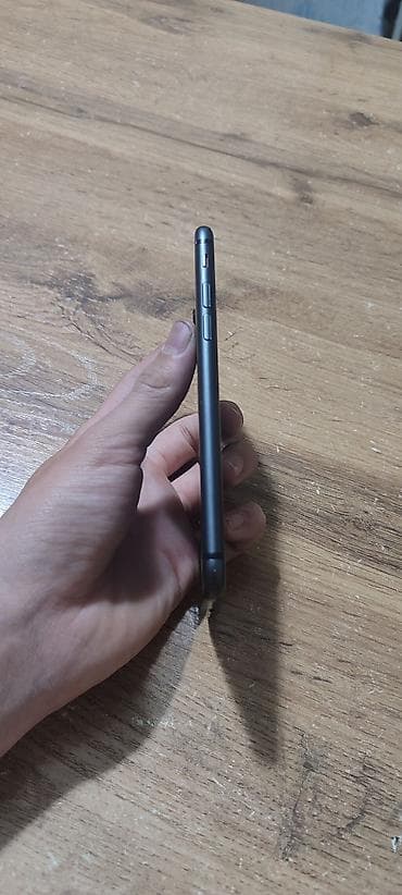 11 pro max: IPhone 8, Б/у, 64 ГБ, Черный, Чехол, 69 % — 4