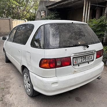 бампер byd e2: Toyota Ipsum: 1998 г., 2 л, Автомат, Бензин, Минивэн — 3