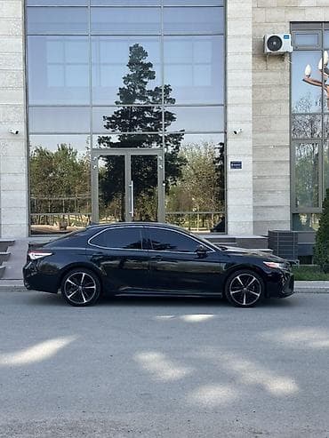 Toyota Camry: 2019 г., 2.5 л, Автомат, Бензин, Седан