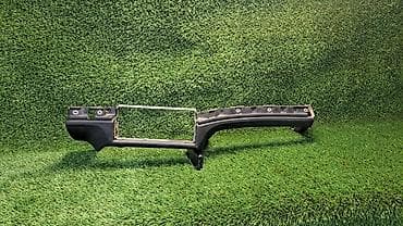 bmv e32: Нижняя деталь панели Е39 8 159 715 Год 2004 В отличном состоянии — 1