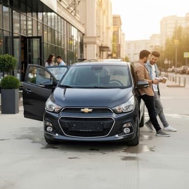 Chevrolet Spark: 2016 г., 1 л, Автомат, Бензин, Хэтчбэк
