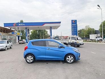 Продажа авто: Chevrolet Spark: 2017 г., 1 л, Автомат, Бензин, Хэтчбэк — 4