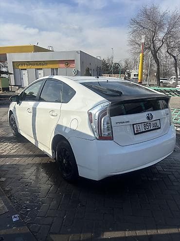 mr 2: Toyota Prius: 2013 г., 1.8 л, Вариатор, Гибрид, Седан — 6
