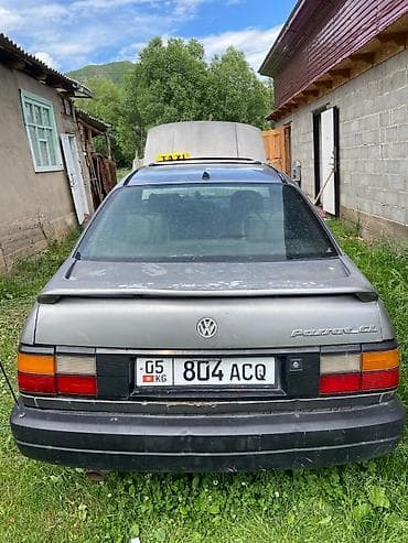 еврейский авто: Volkswagen Passat: 1992 г., 2 л, Механика, Бензин, Седан — 1