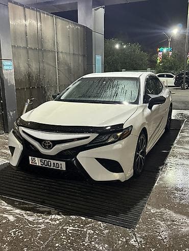 Toyota Camry: 2018 г., 2.5 л, Автомат, Бензин, Седан — 1