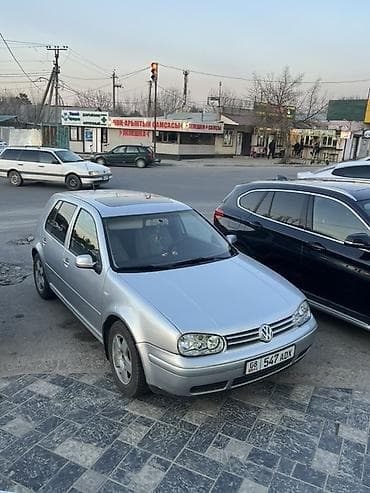 аудио усилитель: Volkswagen Golf: 2001 г., 2.3 л, Автомат, Бензин, Хэтчбэк — 5