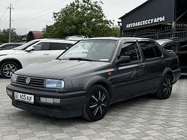Продажа авто: Volkswagen Vento: 1992 г., Седан — 5