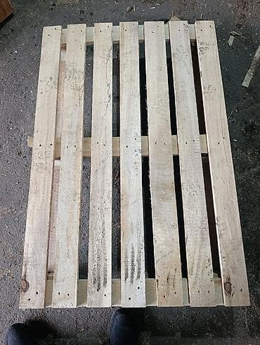 Компрессорлор: Деревянные поддоны (паллеты) - Материал: массив древесины — 2