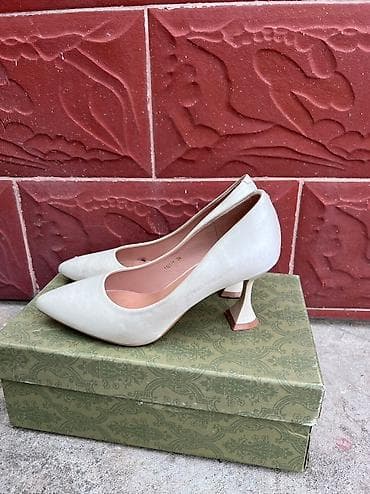 Үлпөт көйнөктөрү жана аксессуарлар: Туфли, 37, 38, 39, IDEAL, Колдонулган, Өзү алып кетүү, Акылуу жеткирүү — 2