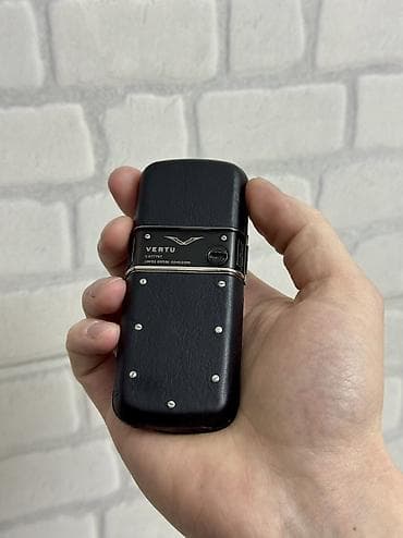 dyson styler: Vertu Constellation, Б/у, < 2 ГБ, цвет - Черный, 1 SIM — 3