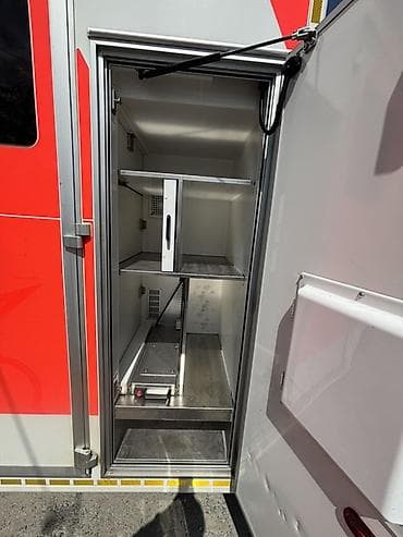 скорый: Будка Mercedes-Benz, 2015 г., Новый, Оригинал — 2