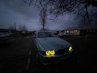 полка е34: BMW 5 series: 2001 г., 2.5 л, Типтроник, Бензин, Седан — 4