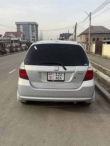 golf 4: Honda Fit: 2003 г., 1.3 л, Вариатор, Бензин, Хэтчбэк — 5