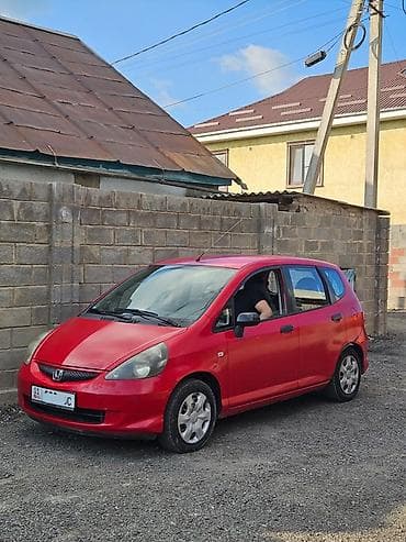 Honda Fit: 2007 г., 1.4 л, Кол менен иштөөчү, Газ, Хетчбек — 6