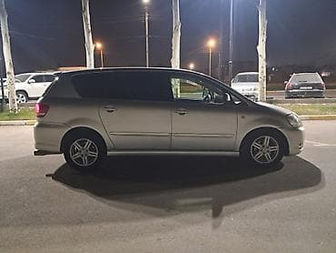 панель авенсис: Toyota Avensis Verso: 2002 г., 2.4 л, Автомат, Газ, Минивэн — 8