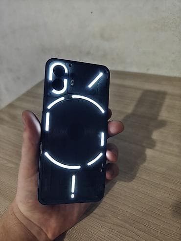 минивен фото: Nothing, Phone 2, Б/у, 256 ГБ, цвет - Серый, 1 SIM, 2 SIM — 9