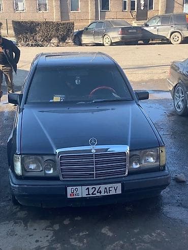 подлокотник мерс: Mercedes-Benz W124: 1989 г., 2.3 л, Механика, Бензин, Седан — 1