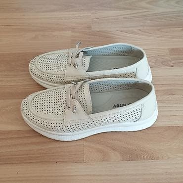 Мокасины и лоферы: Женские летние мокасины/лоферы Lola Andy. Размер 36 в хорошем — 2