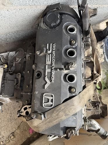 Бензиновый мотор Honda 2001 г., 1.8 л, Б/у at lalafo.kg Бензиновый мотор Honda 2001 г., 1.8 л, Б/у