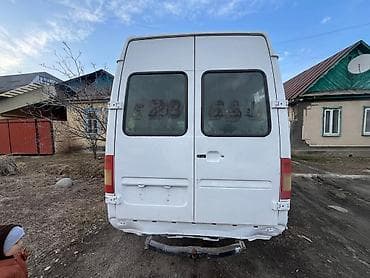 колпачки: Mercedes-Benz Спринтер: 1999 г., 3 л — 3