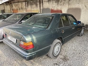 mercedes benz pullman: Mercedes-Benz W124: 1992 г., 2 л, Механика, Бензин, Седан — 4