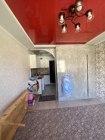 kiralık daire: Продается Общежития 18,6 квМ.бут баардыгы таза.Карасаева 8.(горгаинин — 3