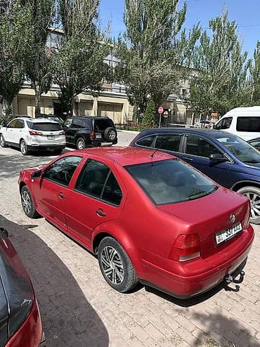 Унаа: Volkswagen Bora: 2003 г., 1.6 л, Кол менен иштөөчү, Бензин, Седан — 9