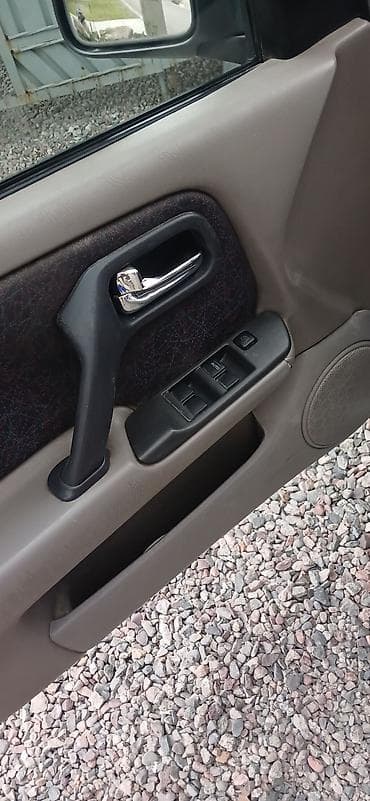 лассети универсал: Nissan Primera: 2000 г., 2 л, Механика, Бензин, Универсал — 4