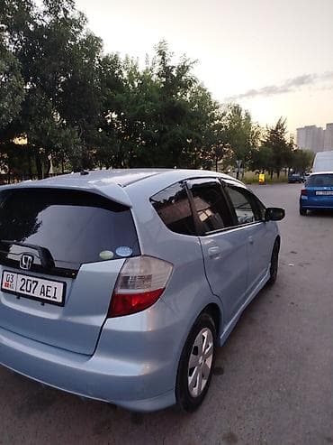 кок талаа: Honda Fit: 2008 г., Автомат, Бензин, Хетчбек — 6