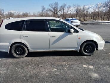 средний кузов да: Honda Stream: 2002 г., 2 л, Автоматические, Бензин, Универсал — 1
