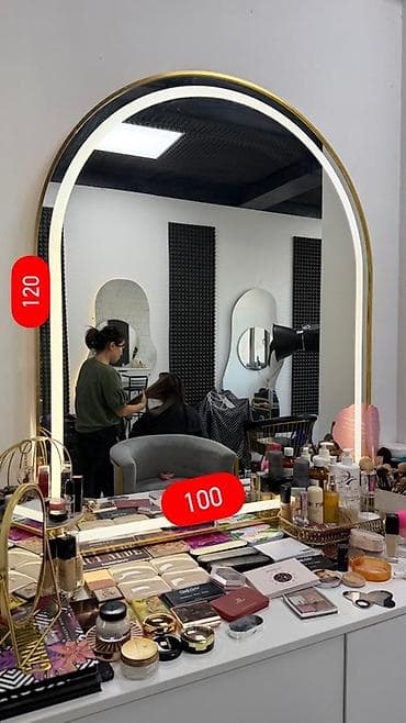 Арочное настенное зеркало с LED‑подсветкой - Форма: арка, тонкая