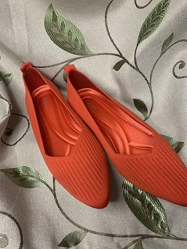 ботасы на роликах: Балетки женские TERANCE - Модель: заострённый мыс, вырез в форме V - — 4