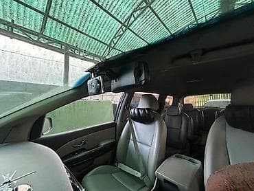 mini jack: Kia Carnival: 2017 г., 2.2 л, Автомат, Дизель, Минивэн — 5