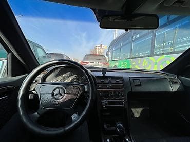 mini kuper: Mercedes-Benz C-Class: 1994 г., 1.8 л, Ручные, Бензин, Седан — 5