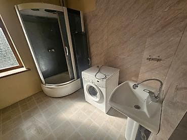 сдаю ком: Сдаётся просторный дом, 300 кв.м., с участком 15 соток в селе — 5