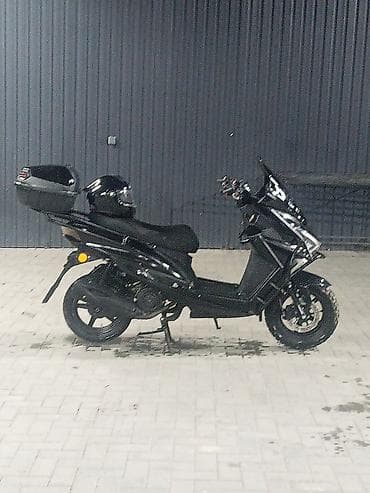 скутер новый: Макси-скутер Yamaha, 150 куб. см, Бензин, Новый — 3