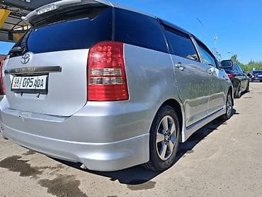тойота карнавал: Toyota WISH: 2004 г., Автомат, Бензин, Минивэн — 7