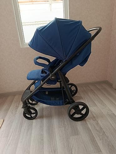 огненный шар: Прогулочная коляска Chicco, синий цвет. Итальянский бренд Основные — 2