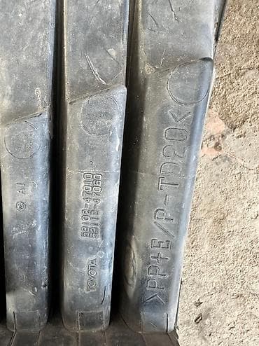 abs bmw: Решетка радиатора Toyota 2013 г., Б/у, Оригинал — 10