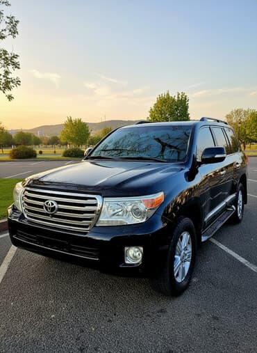 Toyota Land Cruiser: 2012 г., 4.6 л, Автомат, Бензин, Внедорожник at lalafo.kg Toyota Land Cruiser: 2012 г., 4.6 л, Автомат, Бензин, Внедорожник