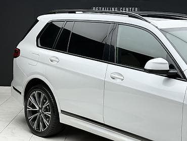 BMW X7: 2020 г., 4.4 л, Автомат, Бензин, Внедорожник — 3