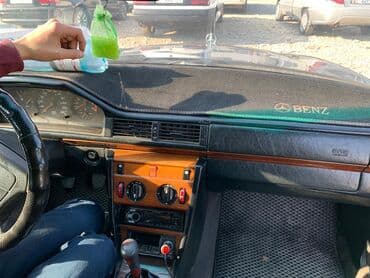 запчасти на опель зафира а: Mercedes-Benz W124: 1994 г., 2 л, Механика, Бензиновая — 6