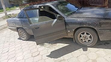 Audi 100: 1988 г., Механика, Бензин, Седан — 2