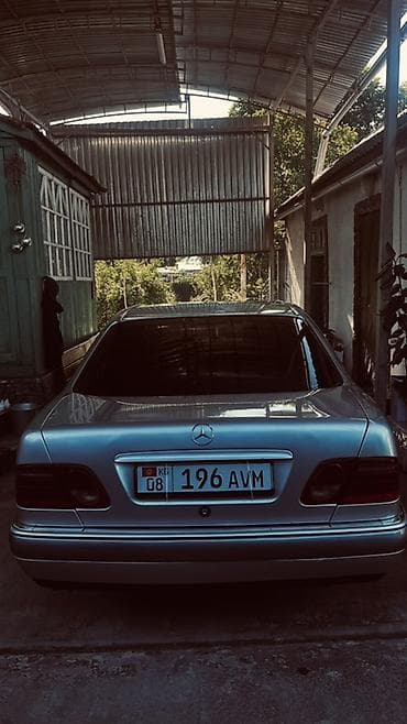 Mercedes-Benz E-Class: 1995 г., 3.2 л, Автомат, Бензин, Седан — 4