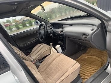 мазд: Mazda Cronos: 1992 г., 2 л, Ручные, Бензин, Седан — 5